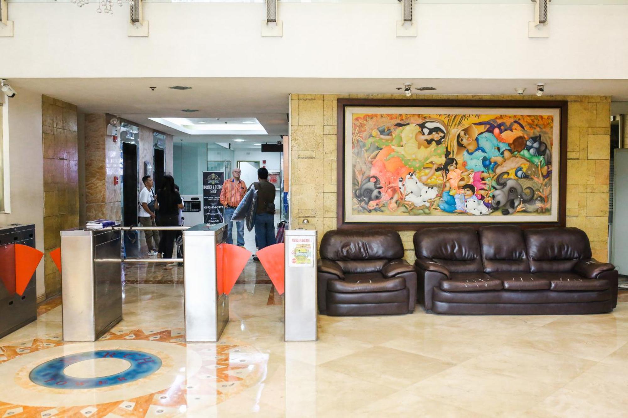 Pacific Bay Grand Suites Манила Екстериор снимка