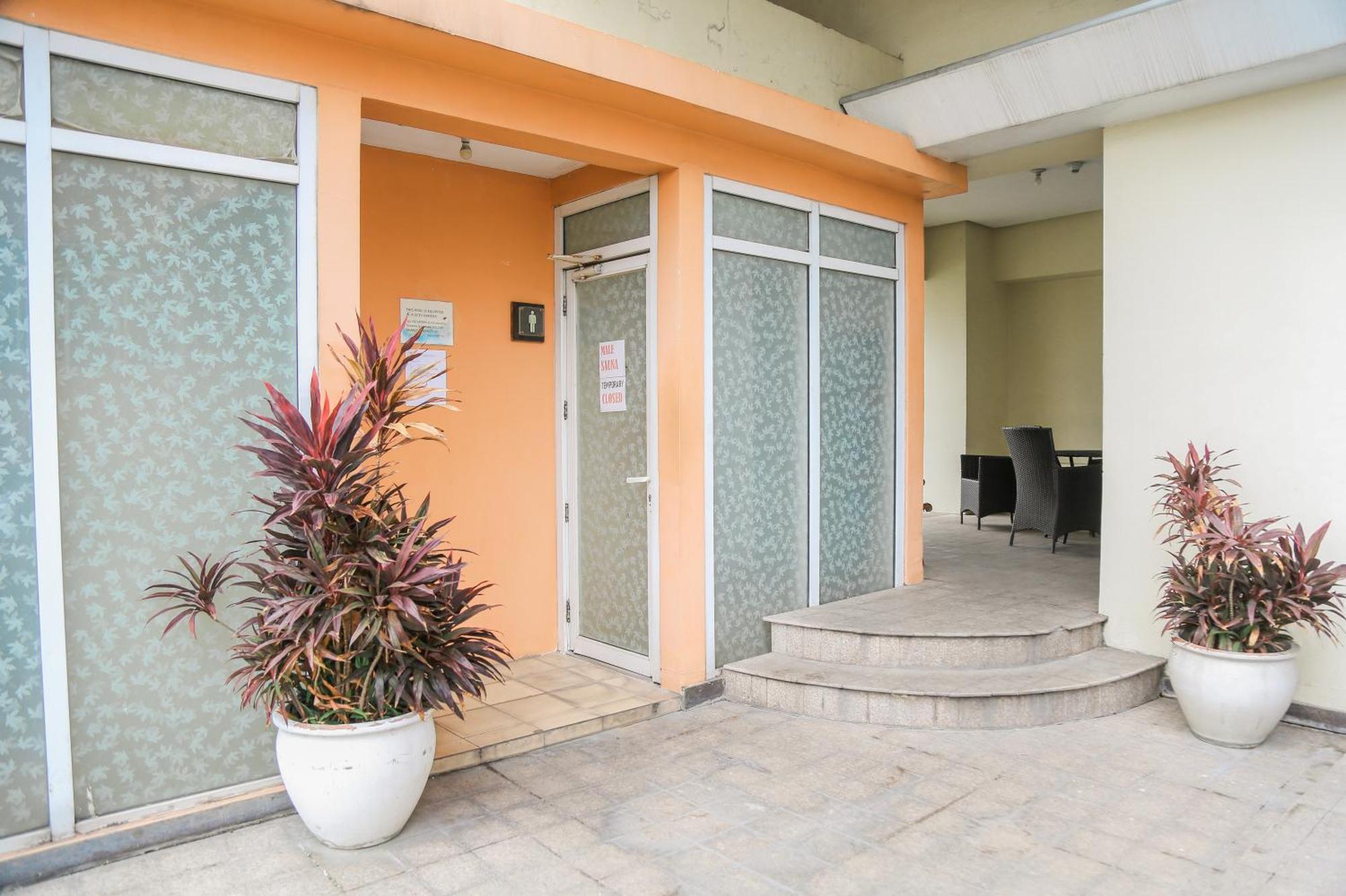 Pacific Bay Grand Suites Манила Екстериор снимка